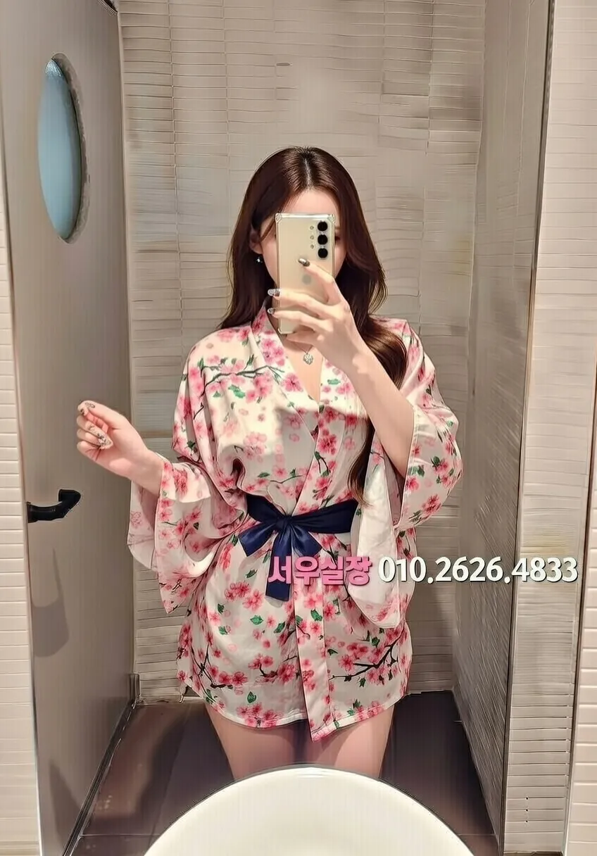 산본 룸싸롱 프리미엄 라인업 38번 프로필