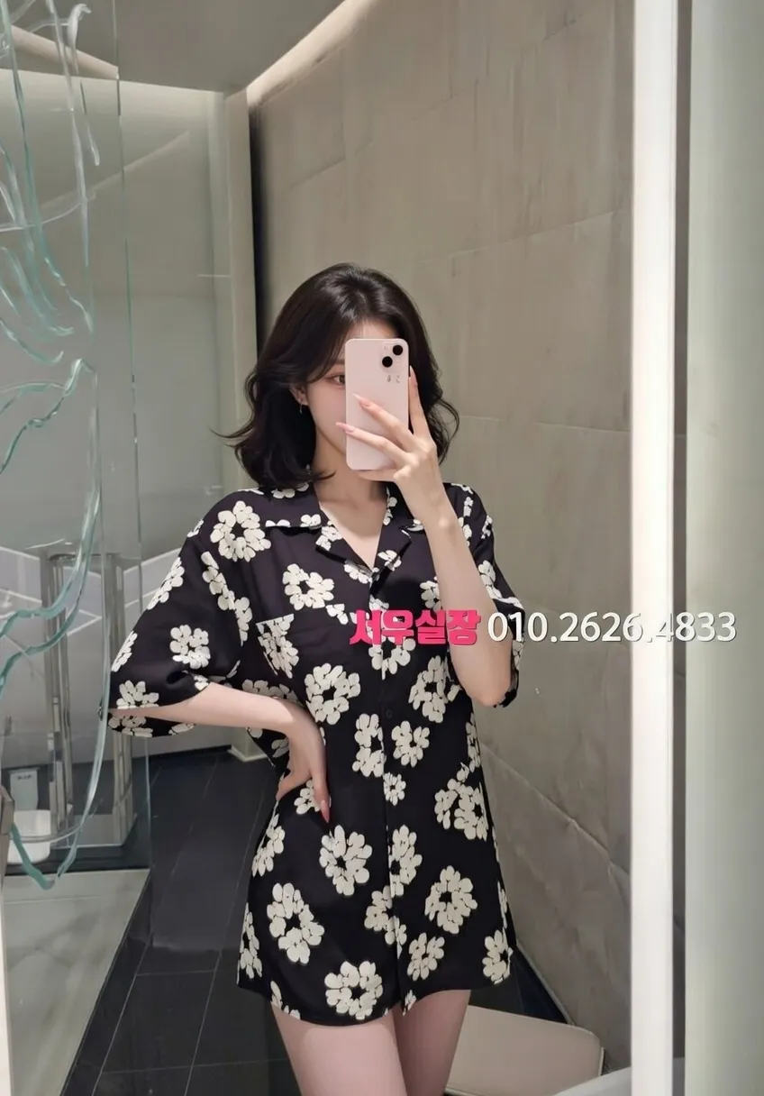 산본 다국적노래방 프리미엄 라인업 23번 프로필